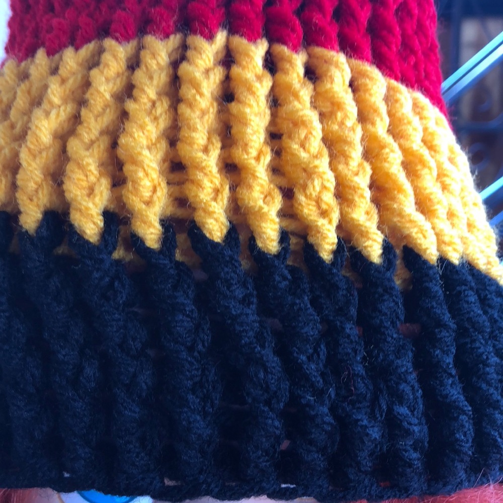 Knitted hat 🎩 - Picture 3 of 6